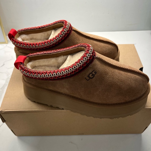 UGG Shoes - UGG Tazz II Chestnut, Slip-Ons with Red Accents. BRAND NEW. NEVER WORN